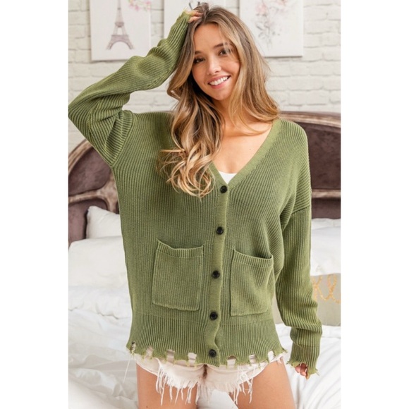 BiBi Vintage Olive Oversized VINTAGE WASHED V-NECK SWEATER CARDIGAN with Pockets - Picture 1 of 3